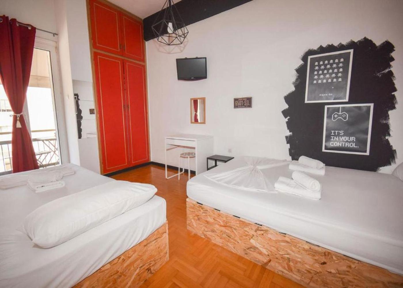 Athens 24-Hours Popart Hostel #Athensairport Markopoulo Mesogaias Room photo